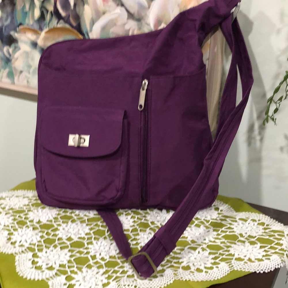 NWOT RFID travel cross body bag